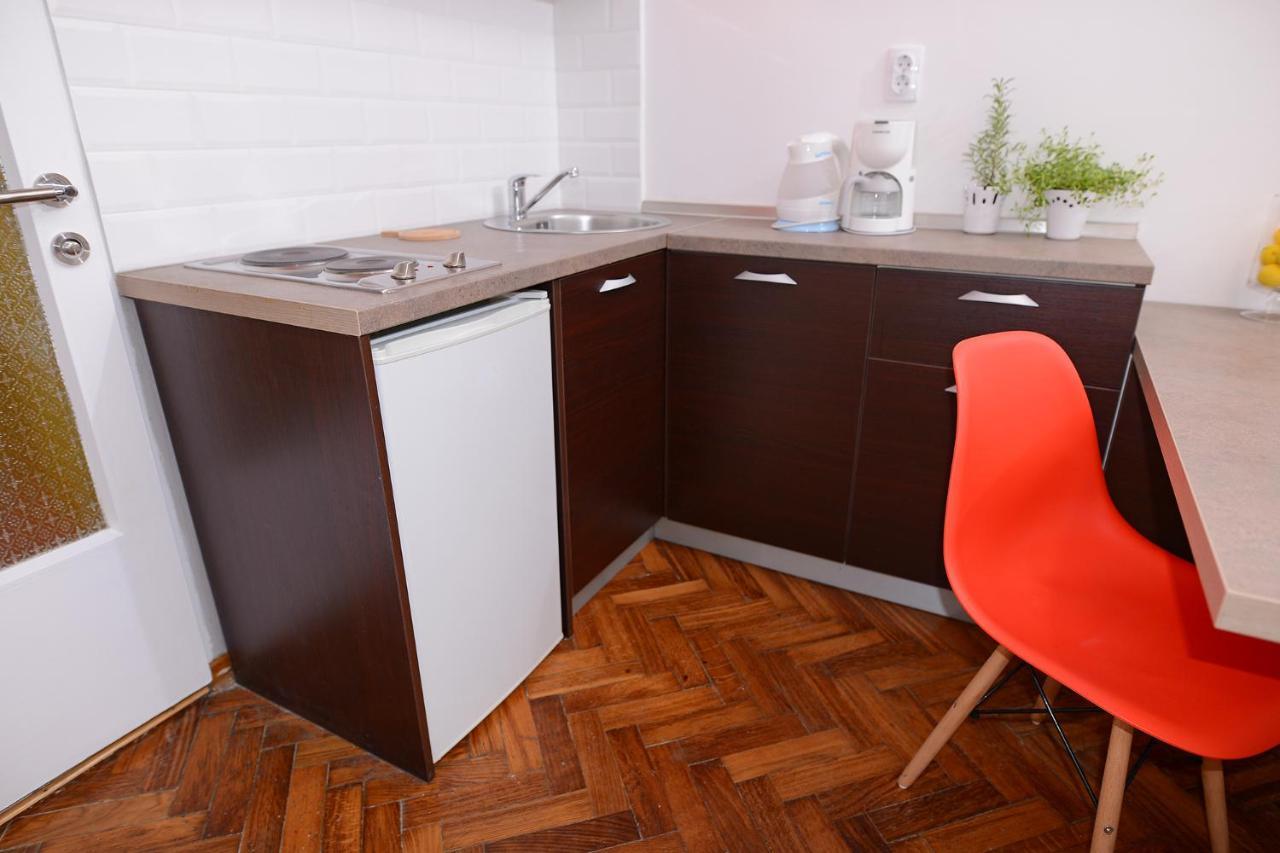 Central Spot Apartments Belgrade Room photo